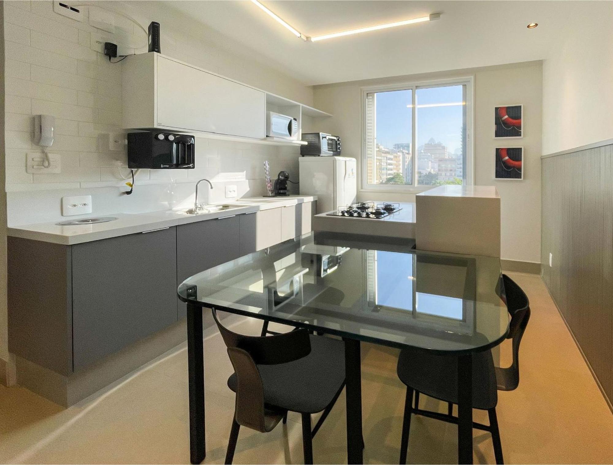Tres Ha Poucos Passos Da Apartamento